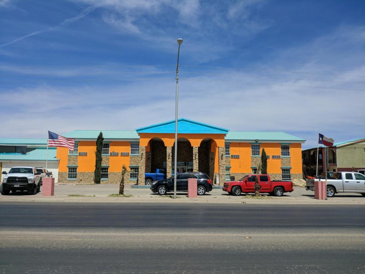 Alien Residence Inn Pecos Esterno foto